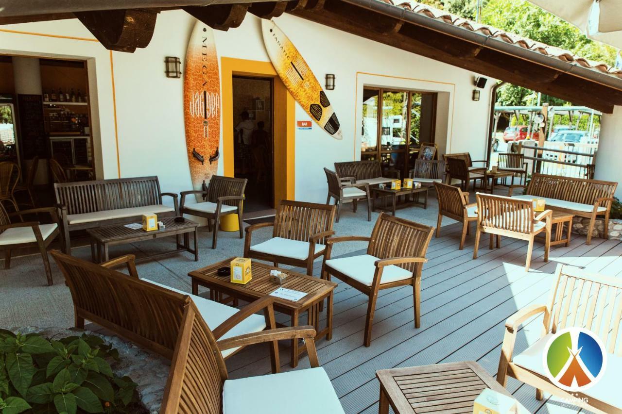 Отель Camping Lago 3 Comuni Alesso Экстерьер фото